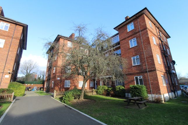 North End Road, Wembley, HA9 2 bed apartment for sale