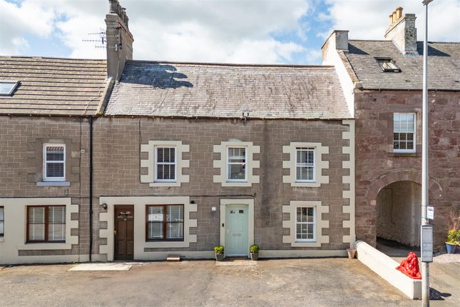 5 bedroom town house for sale