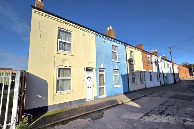 Percy Street, Gloucester 2 bed end of terrace house for sale