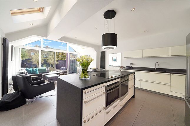 Kenyon Street, London, SW6 4 bed terraced house for sale
