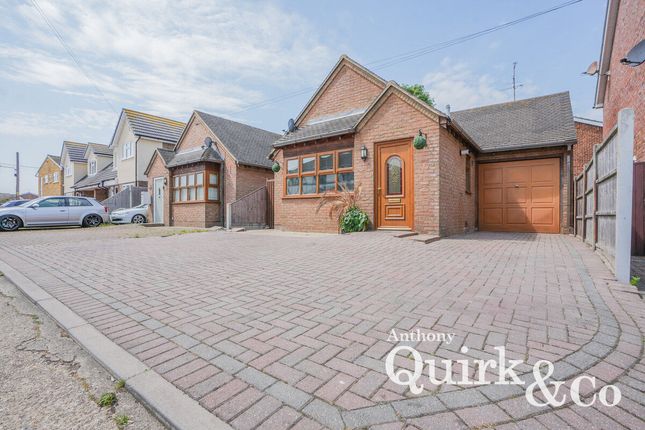 1 bedroom detached bungalow for sale