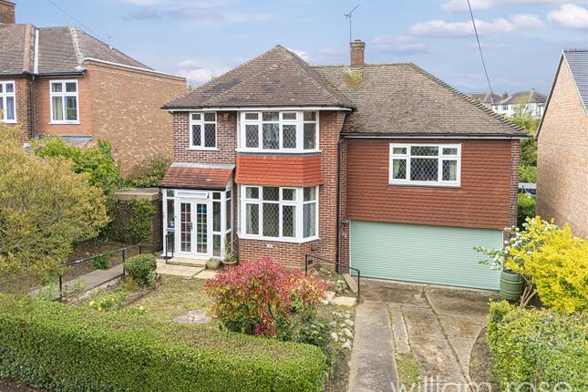 St. Ronans Crescent, Woodford Green IG8 5 bed detached house for sale