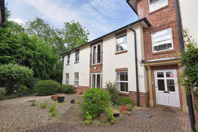 Newbury, Gillingham 2 bed flat for sale