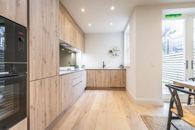 Culverden Square, Tunbridge Wells... 4 bed house for sale