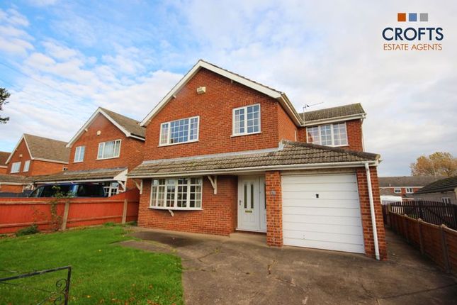 4 bed detached house