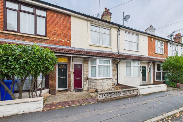 Elm Grove Road, Farnborough... 2 bed terraced house for sale