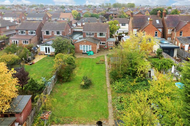 Fields Road, Wootton MK43 3 bed link detached house for sale