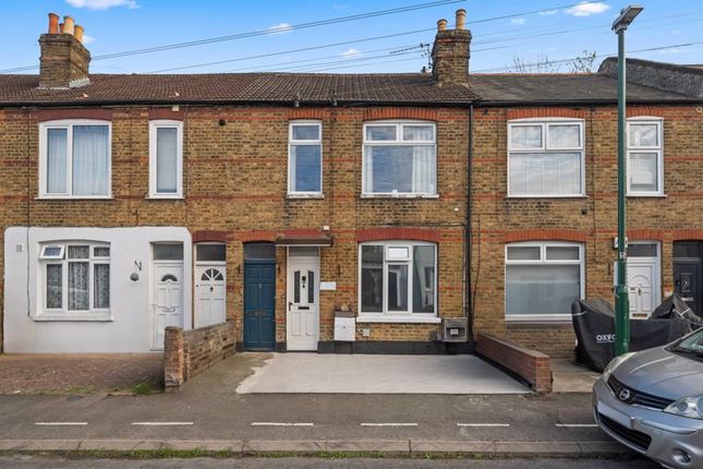 Washington Road, Worcester Park 2 bed maisonette for sale