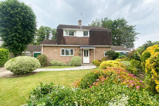 Vine Close, Stapleford, Cambridge 3 bed detached house for sale