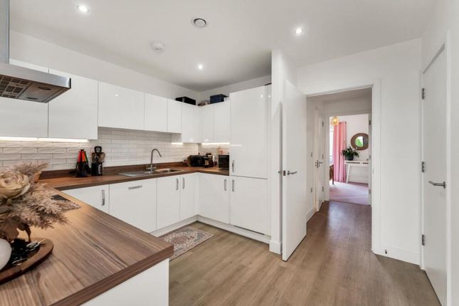 Grove Lane, Leeds 2 bed apartment for sale