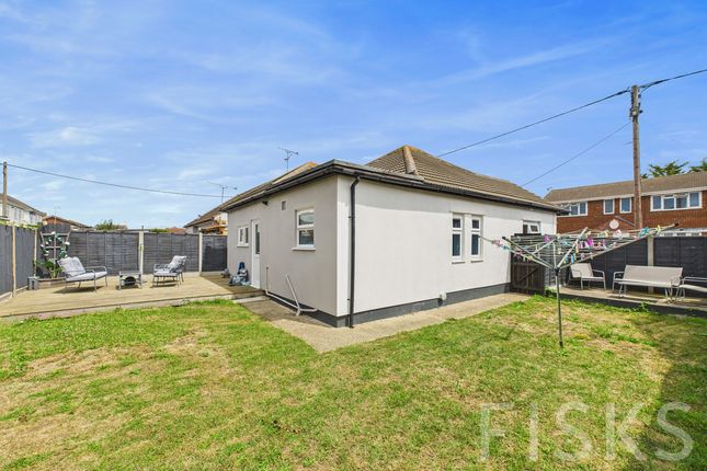 Maurice Road, Canvey Island, SS8 2 bed detached bungalow for sale