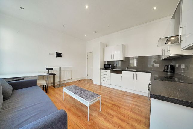 2 bed flat