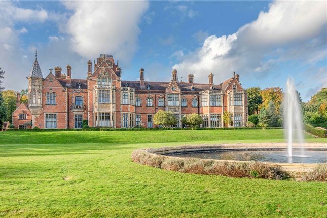 Wyfold Court, Kingwood, Oxfordshire 3 bed apartment for sale