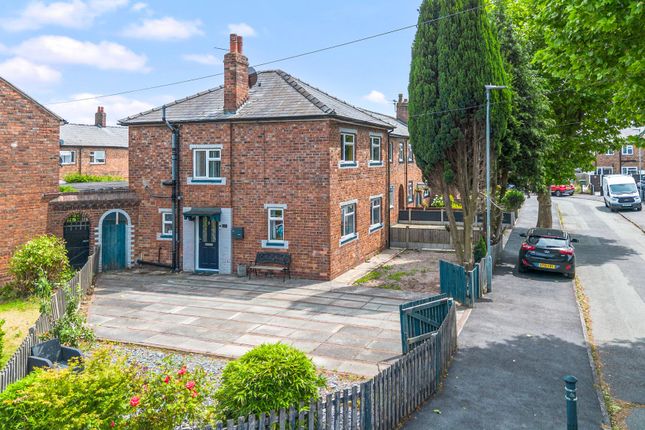 King George Crescent, Warrington, WA1 3 bed end of terrace house for sale