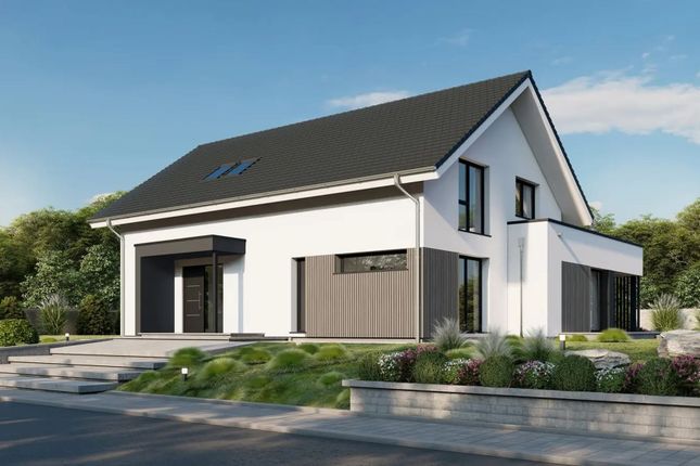 Chrishall Road, Royston SG8 4 bed property with land for sale