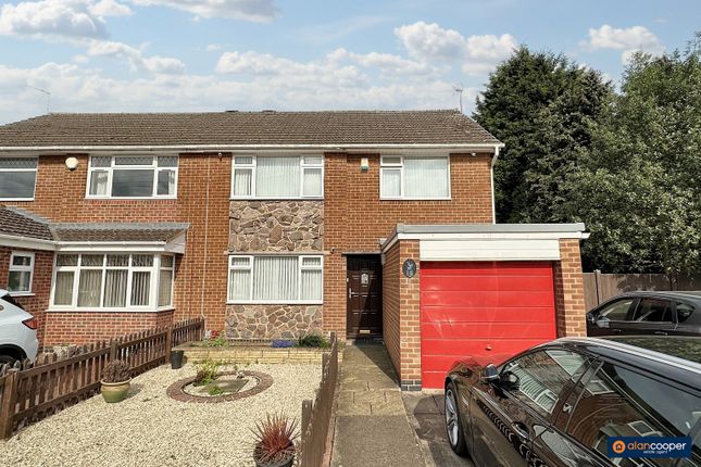 3 bedroom semi-detached house for sale