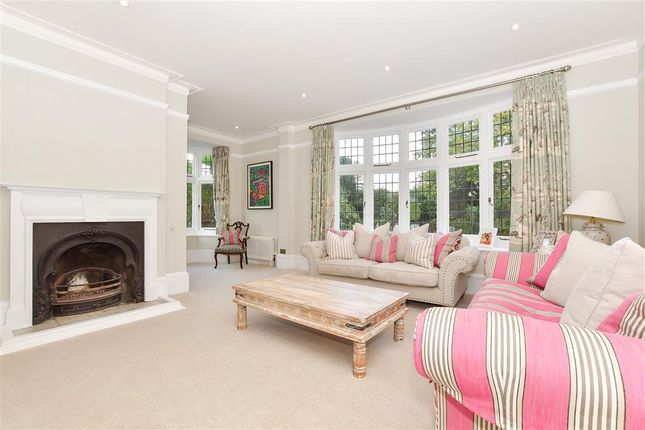 The Street, Woodnesborough, Sandwich... 6 bed detached house for sale