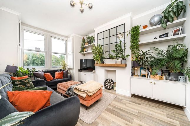 Mellison Road, London SW17 3 bed maisonette for sale