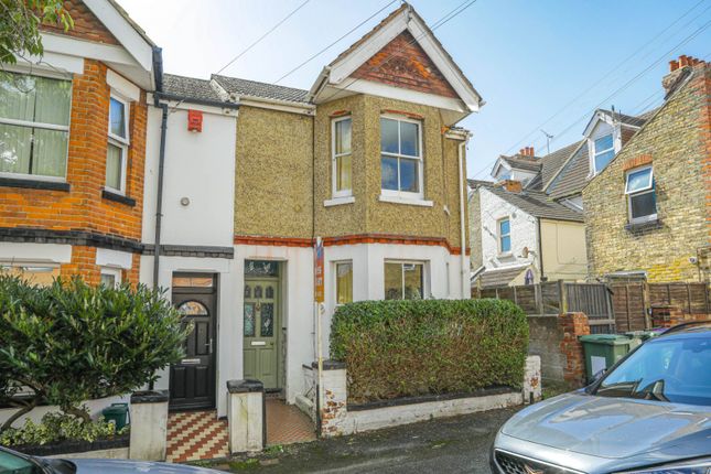 Bonsor Road, Folkestone, CT19 2 bed end of terrace house for sale