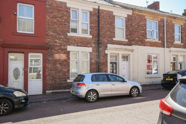 Ripon Street, Gateshead NE8 2 bed flat for sale