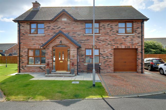 5 bed detached house