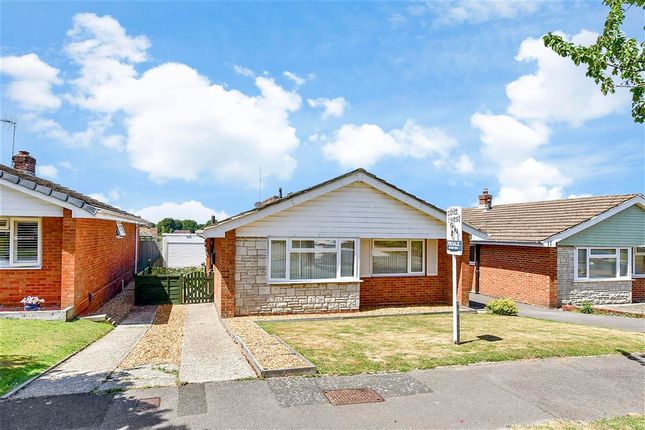 Tanner's Ridge, Waterlooville, Hampshire 3 bed detached bungalow for sale