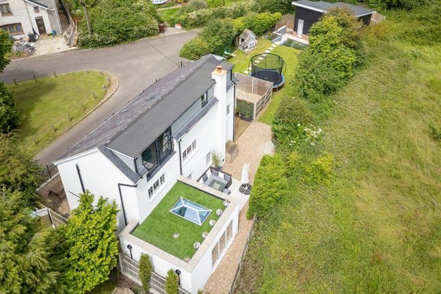 Broads Green, Chelmsford CM3 5 bed detached house for sale