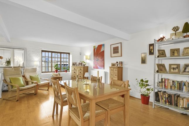 New Crane Wharf, Wapping E1W 2 bed apartment for sale