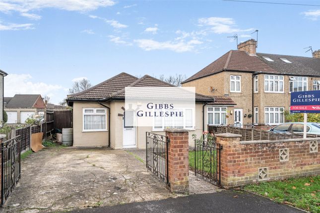 College Road, Harrow Weald, Harrow 3 bed bungalow for sale