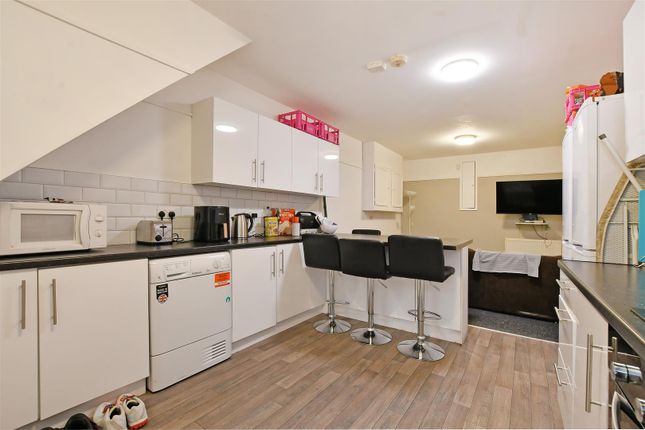 Crookes Valley Road, Crookesmoor S10 5 bed terraced house for sale