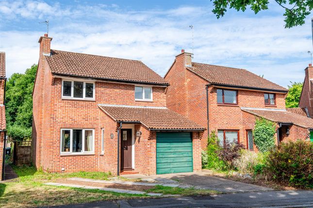 Burney Way, Longwell Green, Bristol 3 bed house for sale