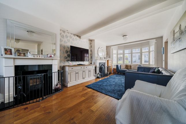 Edgebury, Chislehurst, Kent, BR7 4 bed semi