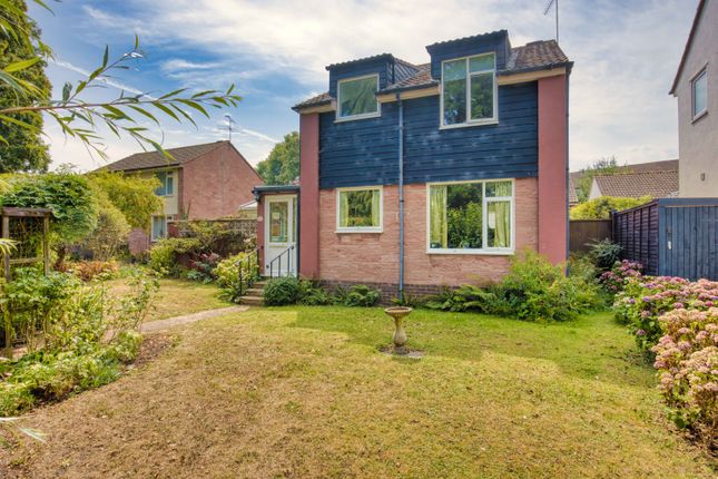 18 Millers Way, Bishops Lydeard, Taunton 3 bed detached house for sale