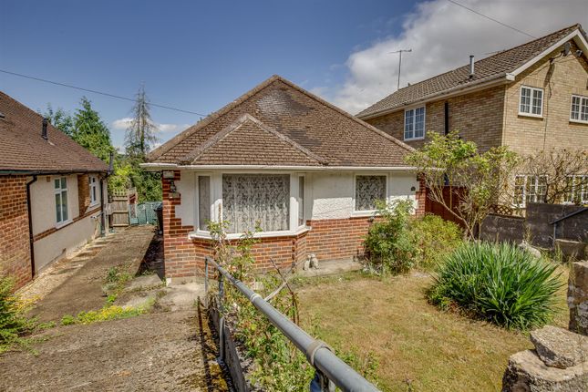Keep Hill Drive, High Wycombe HP11 2 bed detached bungalow for sale
