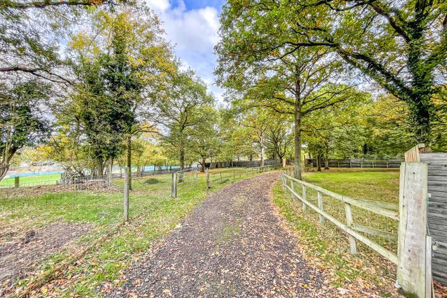 Cavendish Road, Hockley SS5 Land for sale