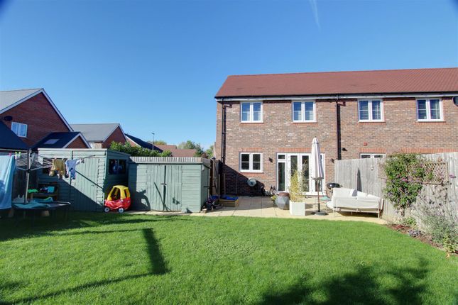 3 bedroom semi-detached house for sale