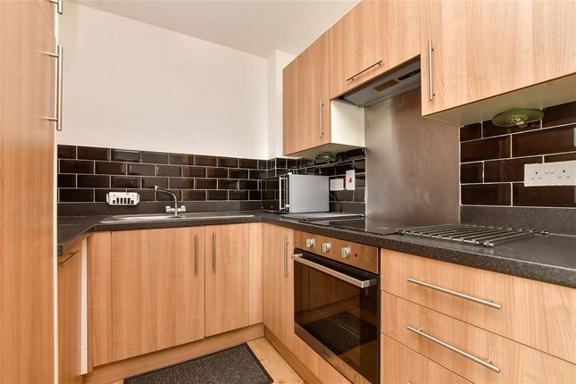 2 bed flat
