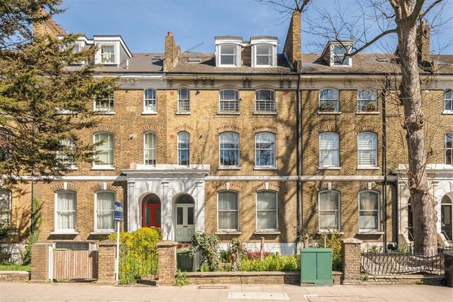 Lewisham Way, London SE4 1 bed flat for sale
