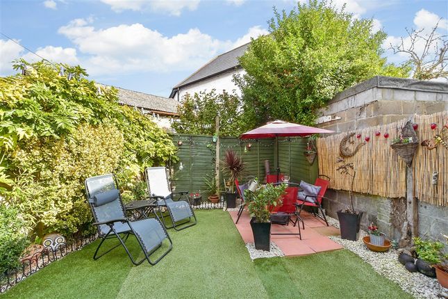 Crow Hill, Broadstairs, Kent 3 bed semi