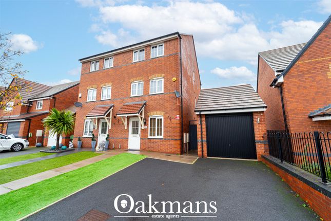 4 bedroom semi-detached house for sale