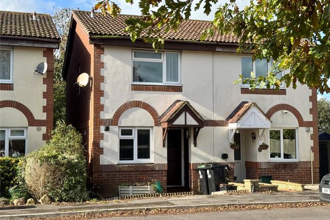 Stag Close, New Milton, Hampshire, BH25 2 bed semi