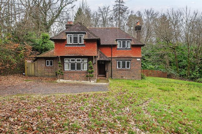 Bunch Lane, Haslemere 2 bed house for sale