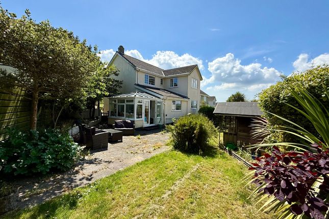 3 bedroom link detached house for sale