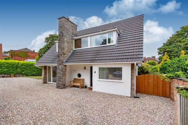 Cedar Avenue, Altrincham 3 bed detached house for sale
