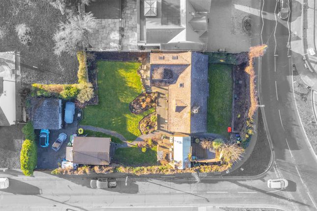 Hullbridge Road, Rayleigh SS6 4 bed detached house for sale