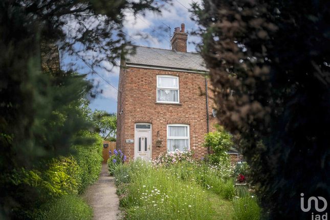2 bedroom cottage for sale