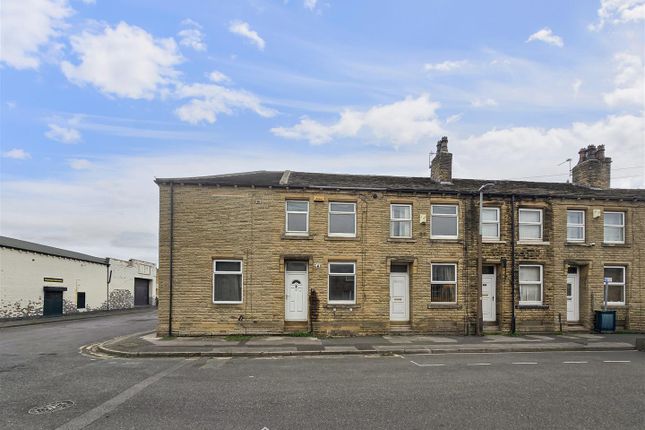 Fieldhouse Road, Huddersfield HD1 2 bed terraced house for sale