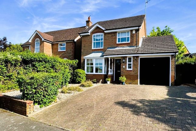 Edgbaston Drive, Shenley WD7 3 bed detached house for sale