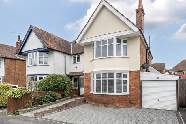 Newlands Avenue, Shirley... 3 bed semi