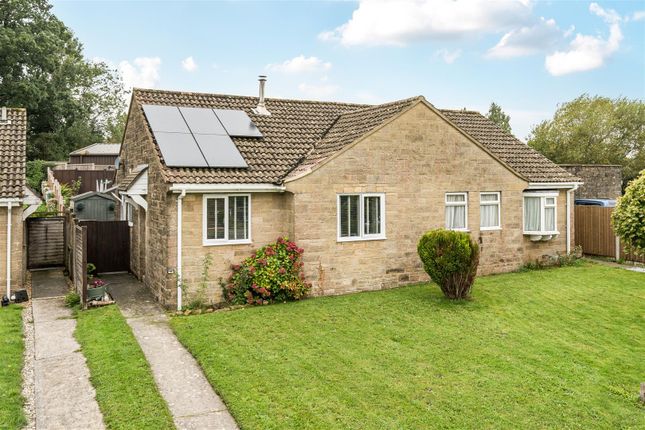 2 bedroom semi-detached bungalow for sale